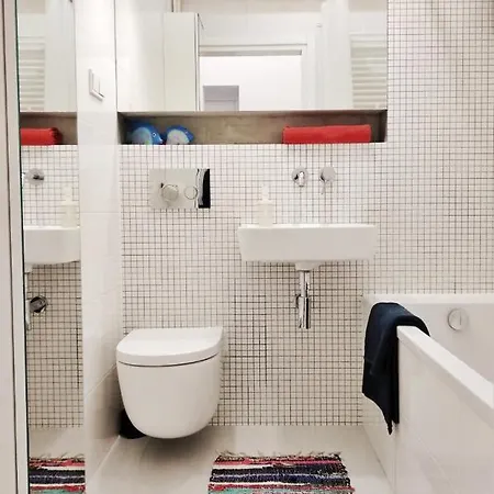 Serce Starego Miasta, Apartament Z Antresola Dla 2 - 6 Osob